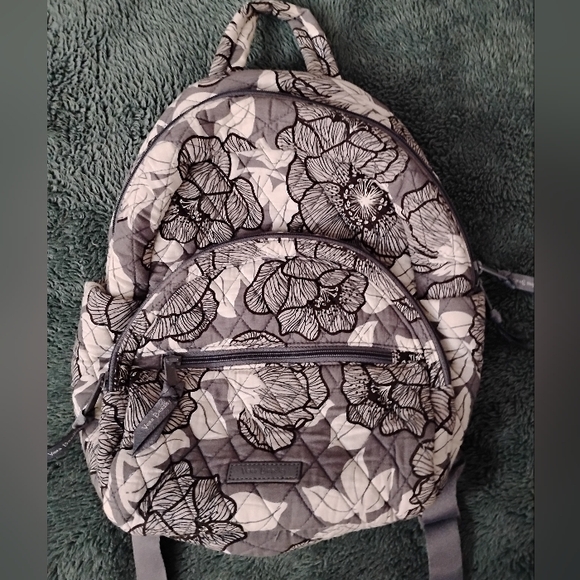 Vera Bradley \